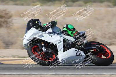 media/Nov-01-2025-CVMA (Sat) [[fc0f7531b8]]/Race 7-Formula Twins-Formula 40 UL/